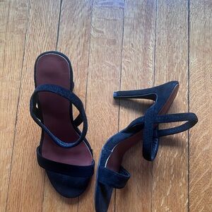Elegant Black Strappy Heels size 35